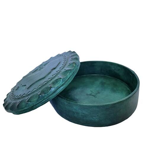 Boîte à bijoux fait main cuir bleu Touareg, artisanat Malien réalisé par Yacoub au Sénégal.